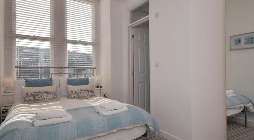 Photo of 2 Bed in Ilfracombe