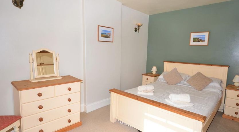 Photo of 1 Bed in Appledore