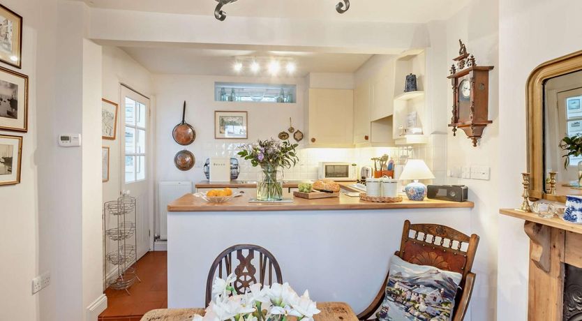 Photo of 2 Bed in Appledore