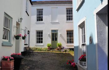 2 Bed in Appledore Holiday Cottage