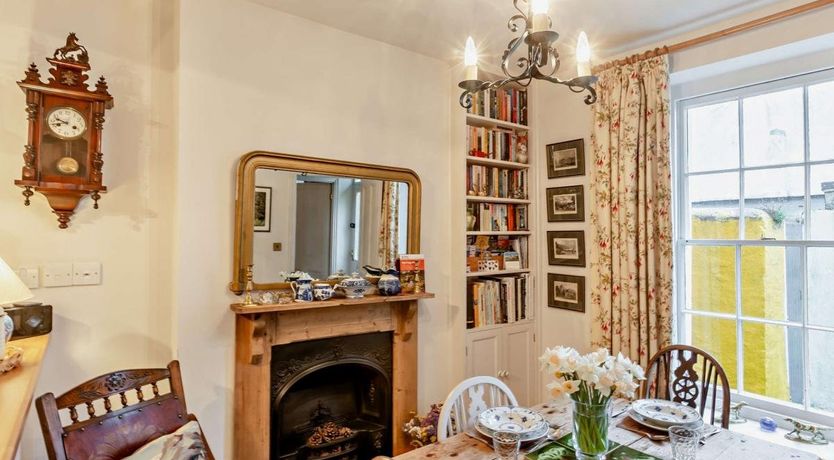 Photo of 2 Bed in Appledore