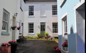 Photo of in Appledore (ANHOU)