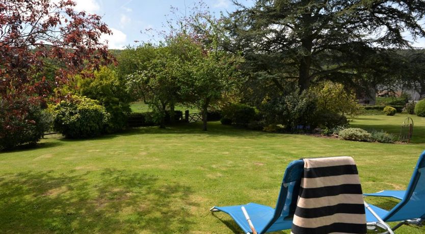 Photo of 2 Bed in Sidbury