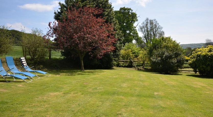 Photo of 2 Bed in Sidbury