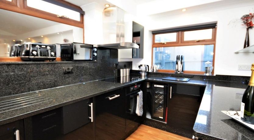 Photo of 1 Bed in Kingskerswell