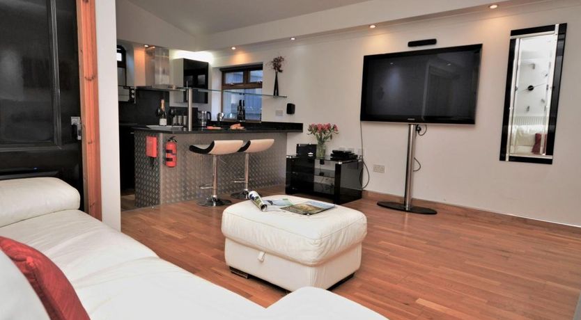 Photo of 1 Bed in Kingskerswell