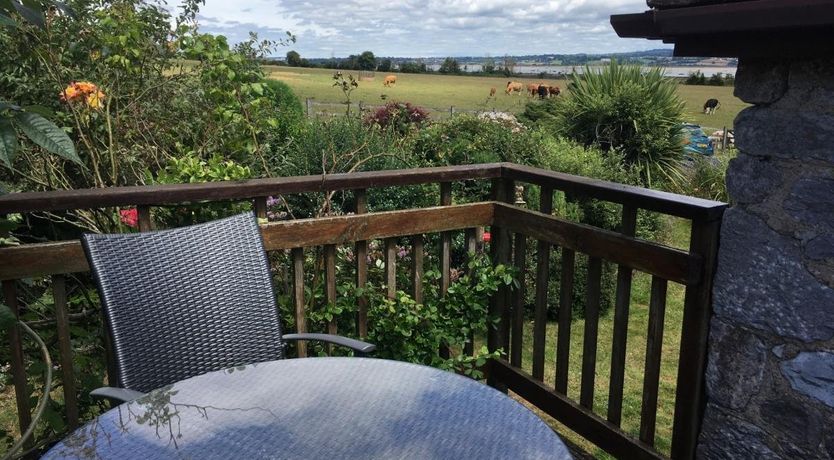 Photo of 1 Bed in Starcross