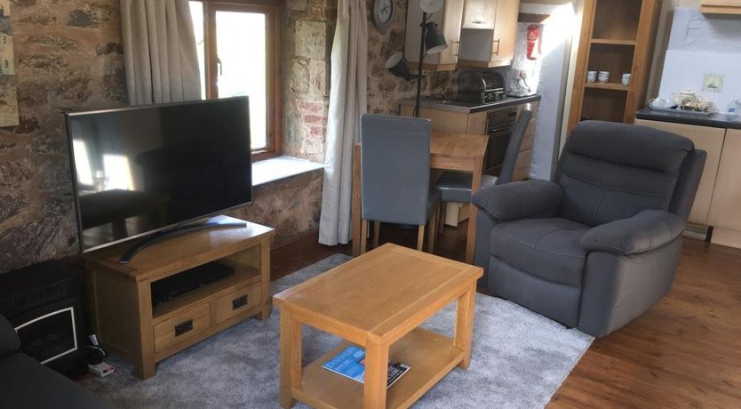 Photo of 1 Bed in Starcross