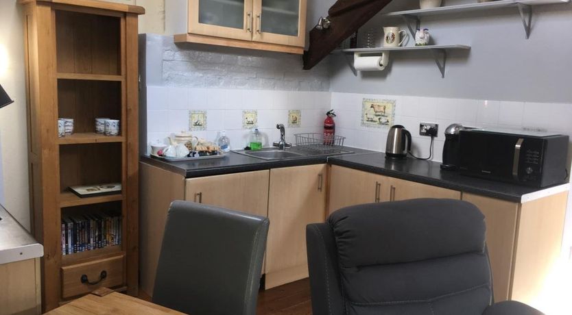 Photo of 1 Bed in Starcross