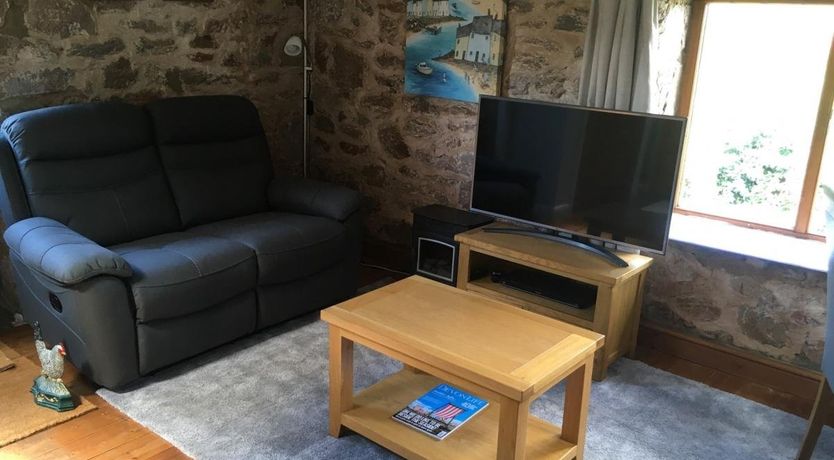 Photo of 1 Bed in Starcross