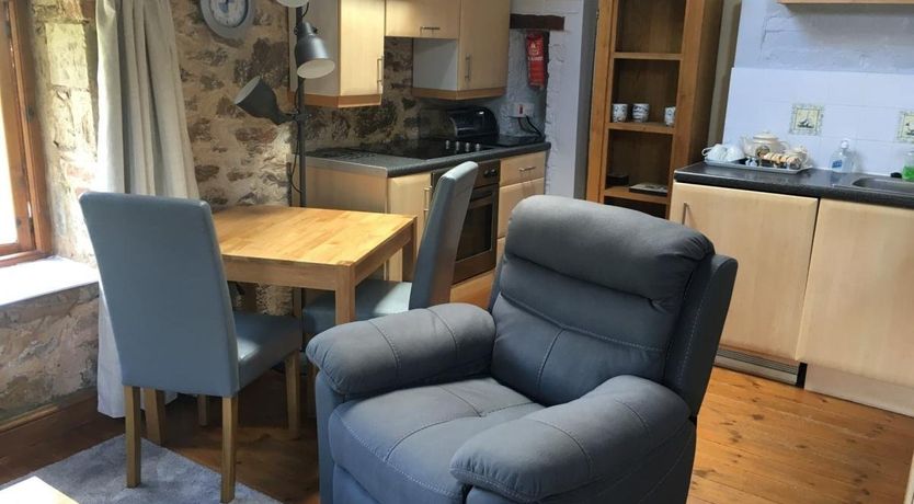 Photo of 1 Bed in Starcross