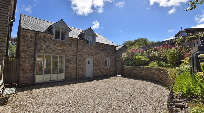 Photo of in Crackington Haven  (COHOU)