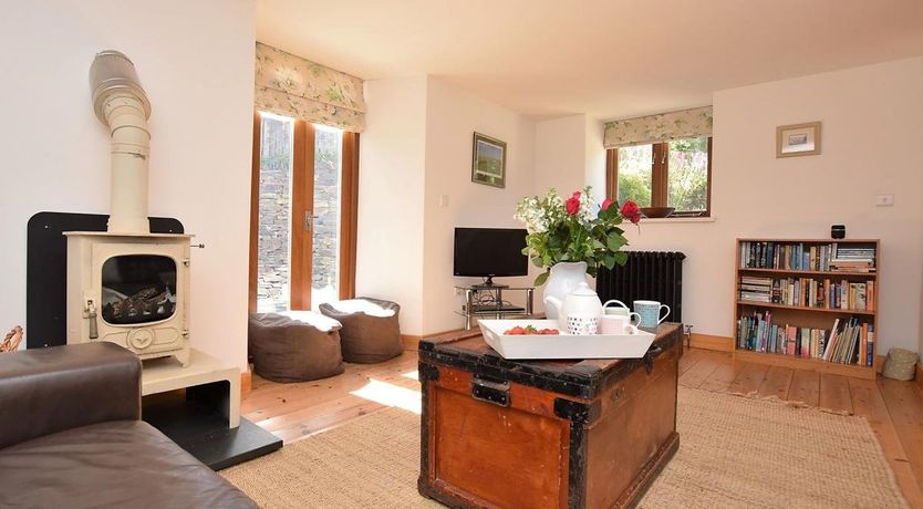 Photo of 3 Bed in Jacobstow