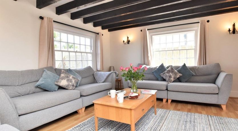 Photo of 5 Bed in St Issey