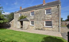 Photo of House in North Cornwall