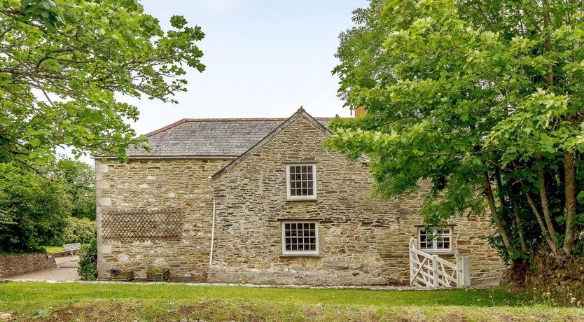 Photo of 6 Bed in St Issey