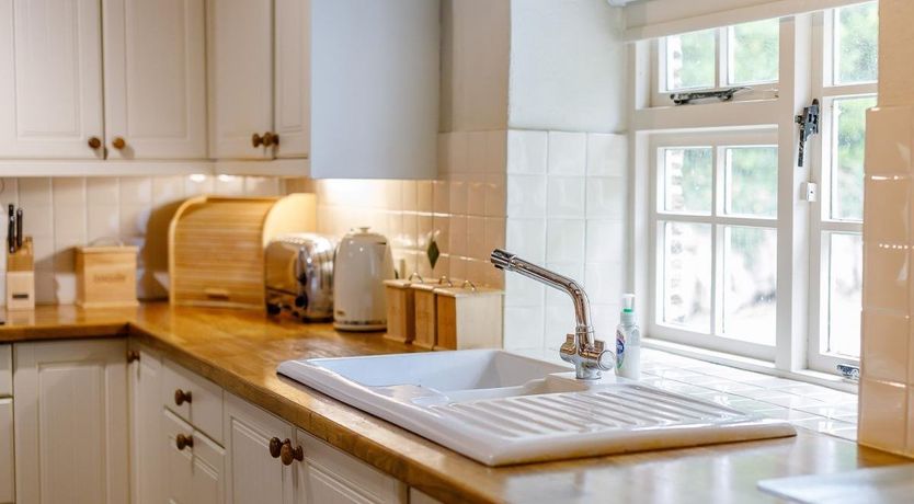 Photo of 6 Bed in St Issey