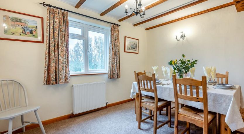 Photo of 3 Bed in St. Merryn