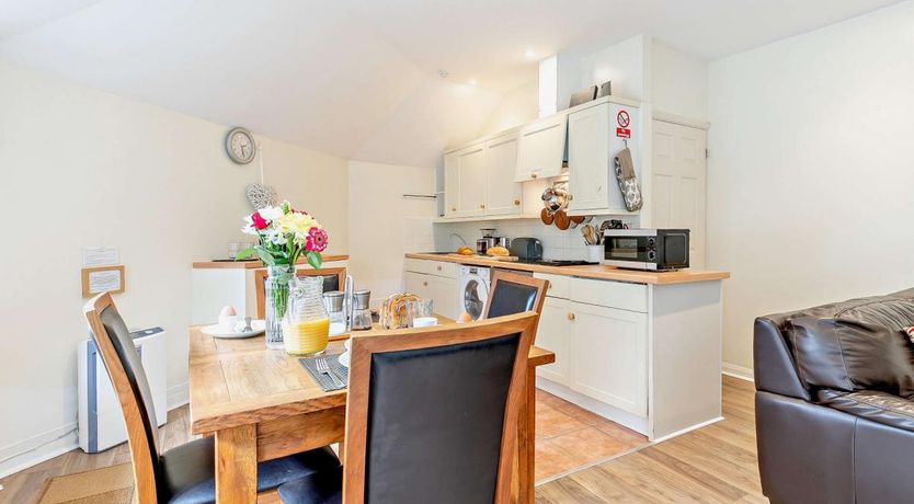 Photo of 1 Bed in Perranzabuloe