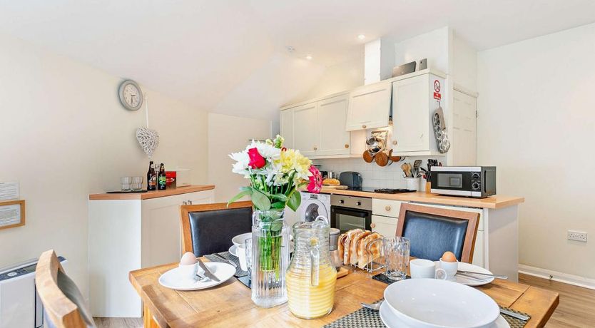 Photo of 1 Bed in Perranzabuloe