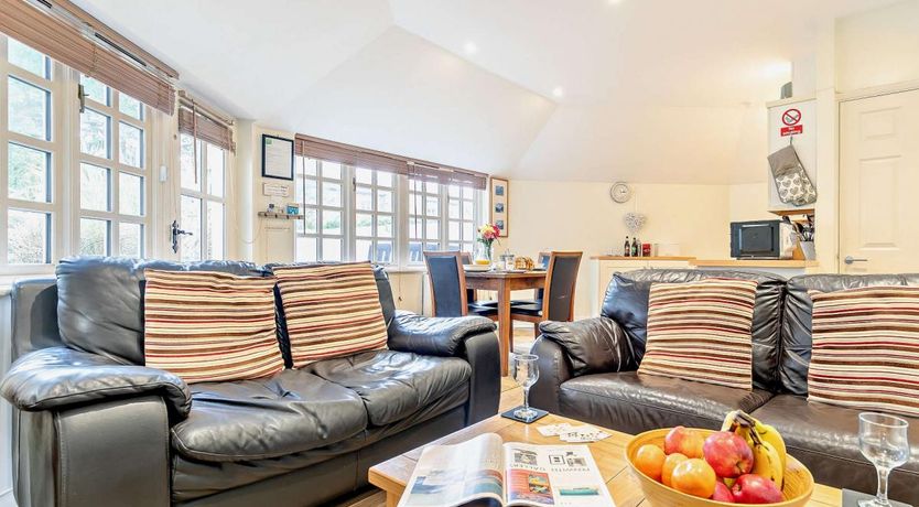 Photo of 1 Bed in Perranzabuloe