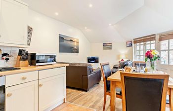 in Perranporth  (THERO) Holiday Cottage