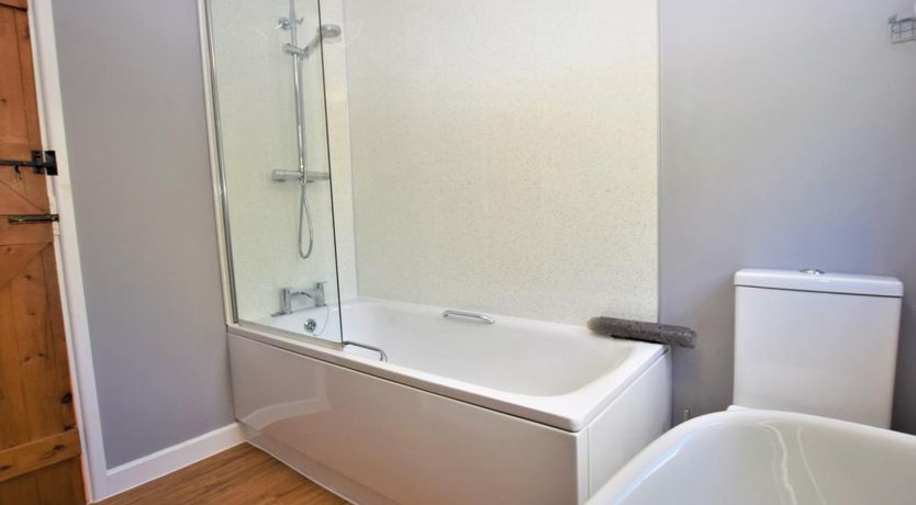 Photo of 2 Bed in Laneast