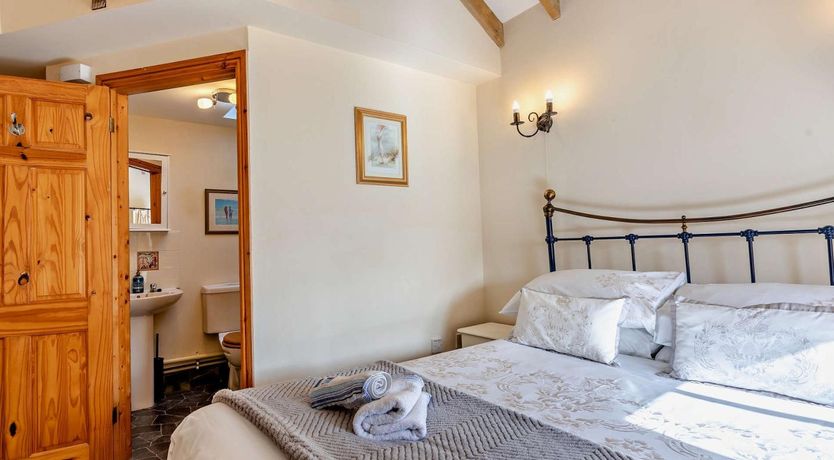 Photo of 3 Bed in Bude