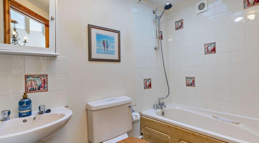 Photo of 3 Bed in Widemouth Bay