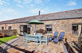 in Widemouth Bay  (WOODU) Holiday Cottage