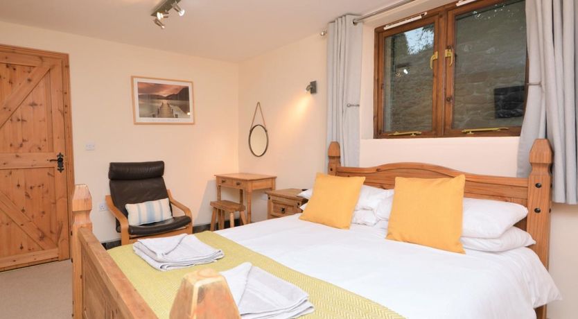 Photo of 3 Bed in Bude