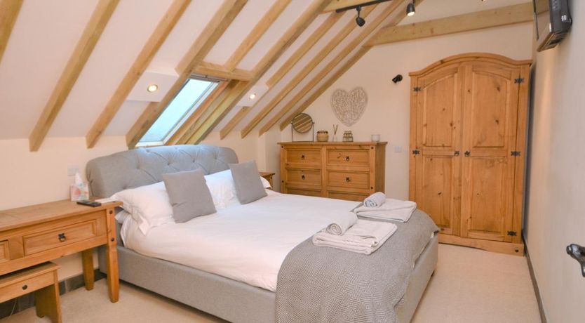 Photo of 3 Bed in Bude