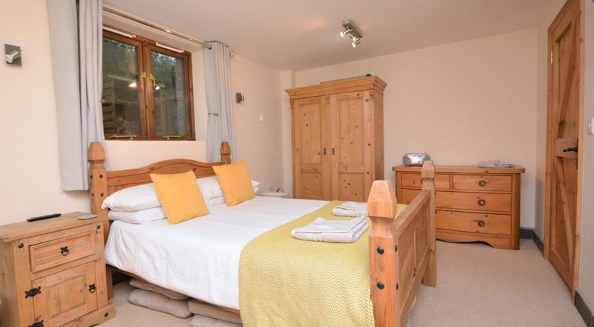 Photo of 3 Bed in Widemouth Bay