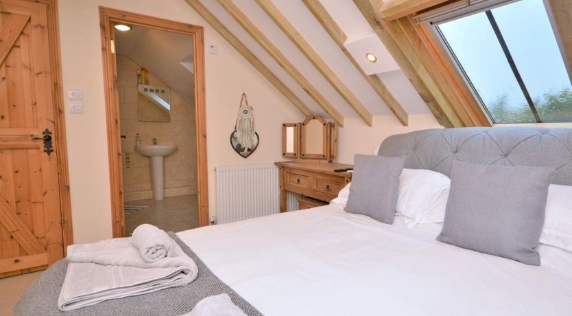 Photo of 3 Bed in Widemouth Bay