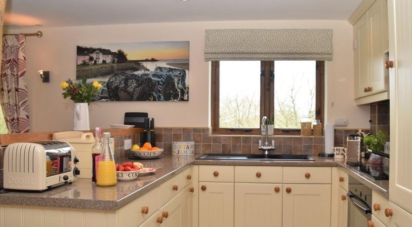 Photo of 2 Bed in Widemouth Bay