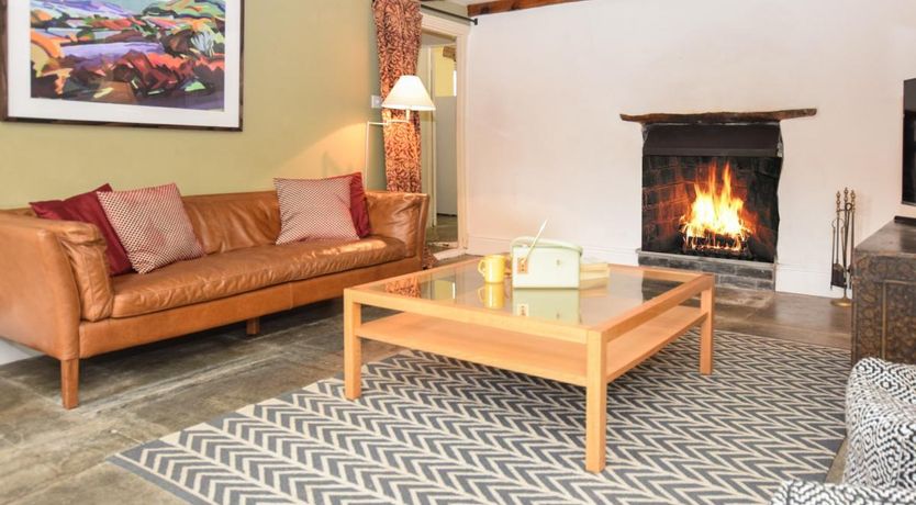 Photo of 4 Bed in Bossiney