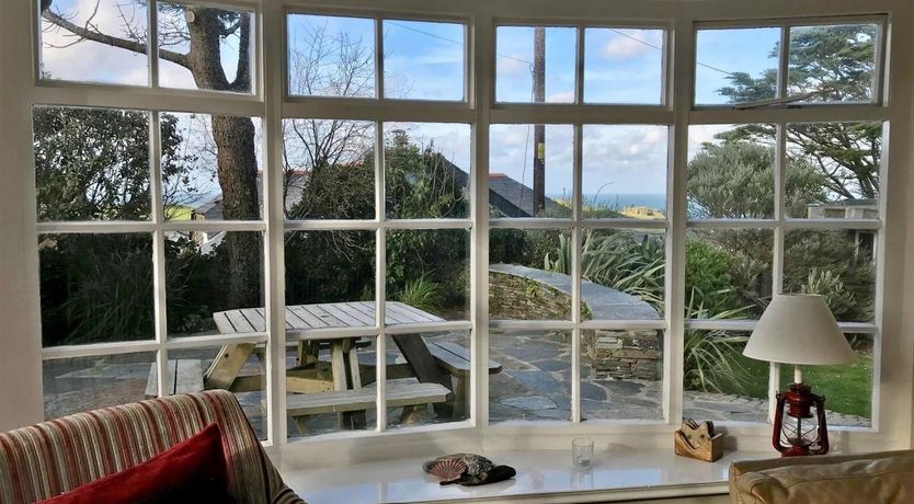 Photo of 4 Bed in Bossiney