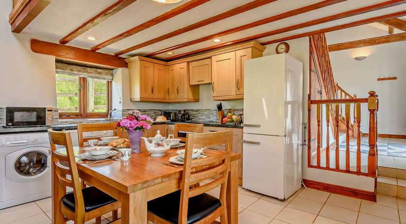 Photo of 2 Bed in Looe