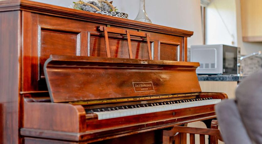 Photo of 2 Bed in Looe