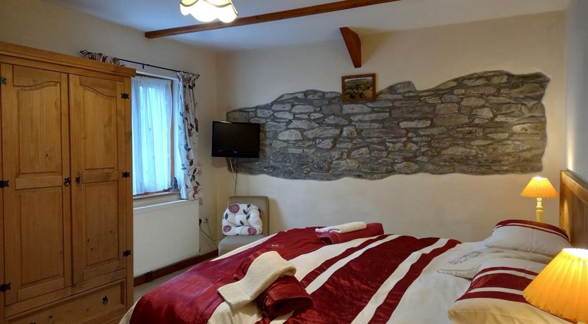 Photo of 2 Bed in Launceston