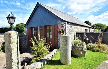 Barn in South Cornwall Holiday Cottage