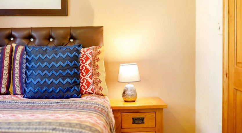 Photo of 1 Bed in Bokiddick