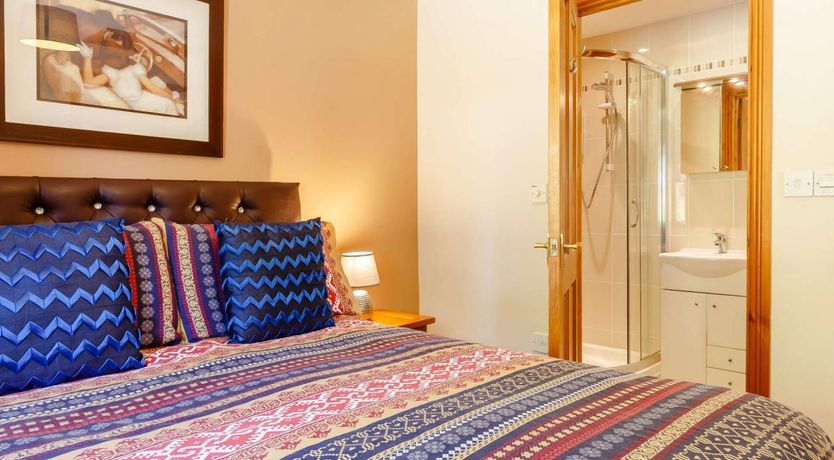 Photo of 1 Bed in Bokiddick