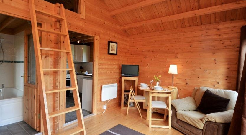 Photo of 1 Bed in Tredinnick Pits