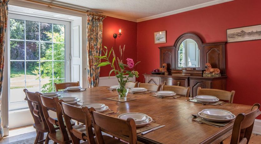 Photo of 6 Bed in Truro