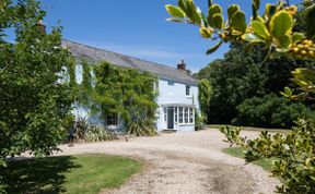 Photo of 6 Bed in Truro