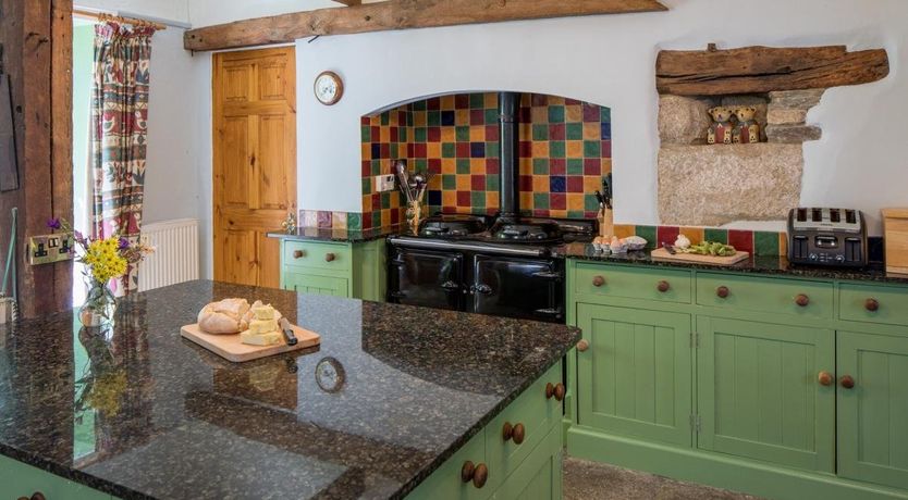 Photo of 6 Bed in Ladock