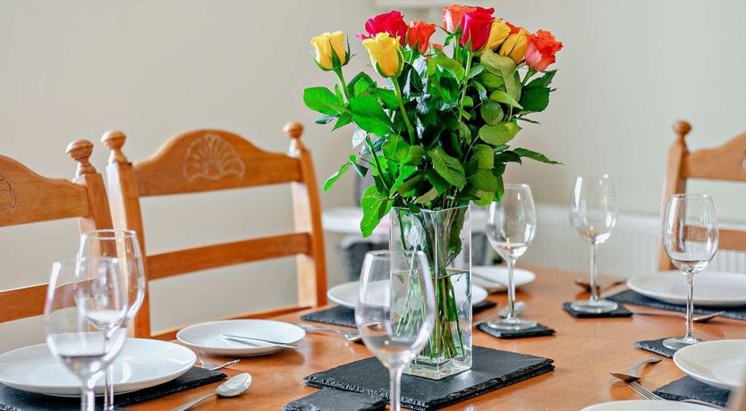 Photo of 3 Bed in The Lizard