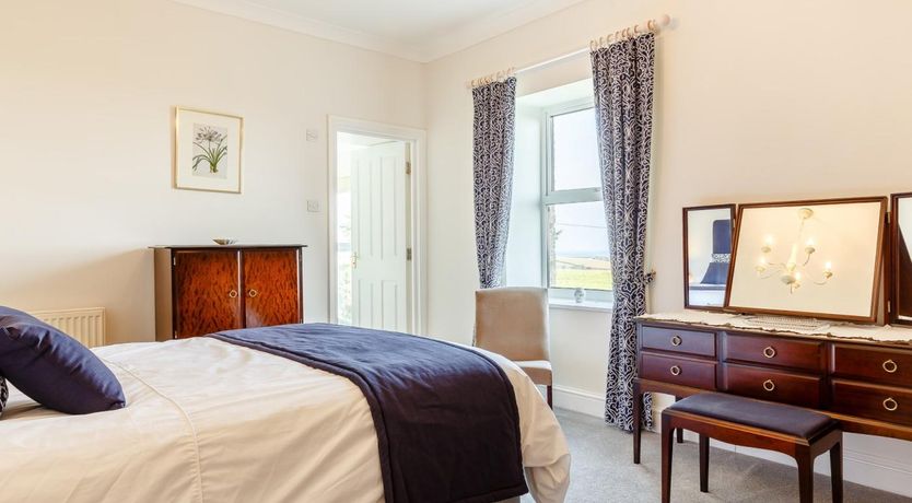 Photo of 4 Bed in Helston