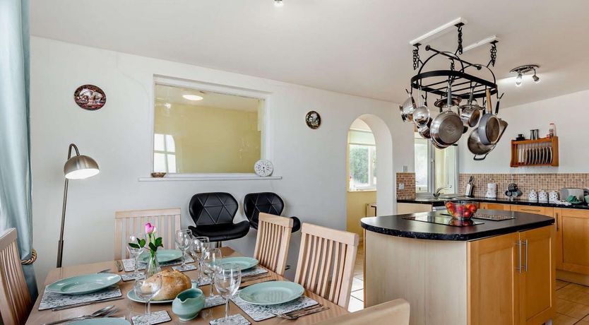 Photo of 3 Bed in Phillack